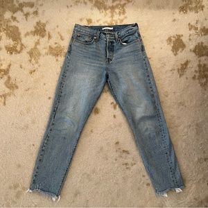 LEVIS WEDGIE FIT JEANS